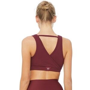 Alo Yoga ribbed V-neck sports bra